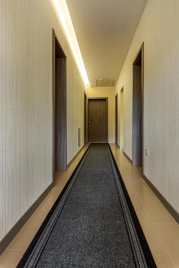 Hotel Tomazici Santalezi Exteriér fotografie